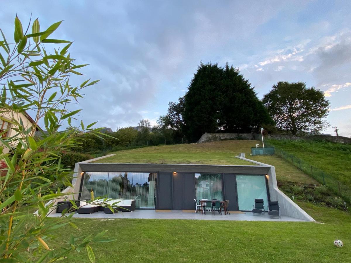 La Casa De Hierba - Casa De Campo De Diseno Con Jardin Y Wifi Cerca De Las Playas De Llanes Bagian luar foto