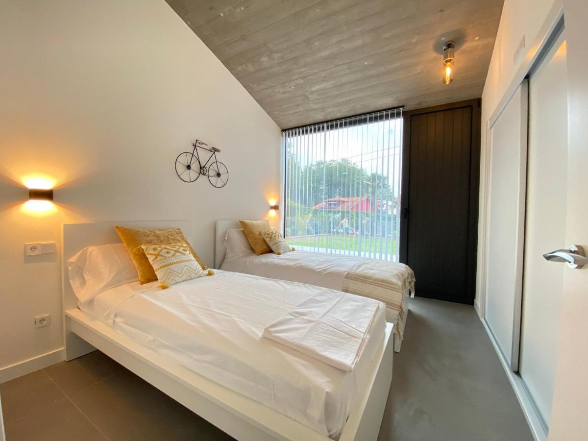 La Casa De Hierba - Casa De Campo De Diseno Con Jardin Y Wifi Cerca De Las Playas De Llanes Bagian luar foto